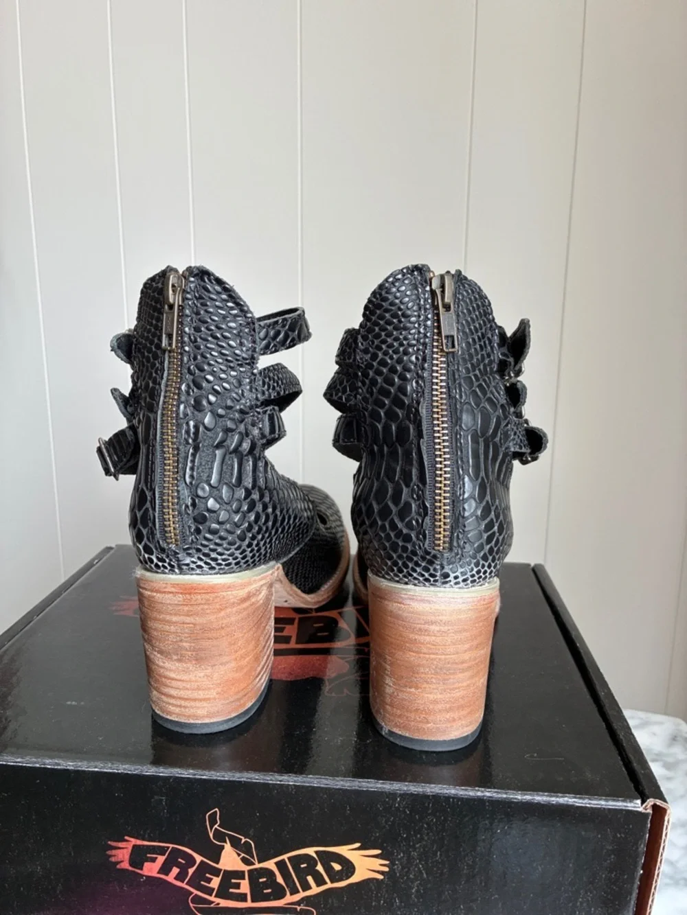 Freebird Randi never worn - Picture 3 of 5